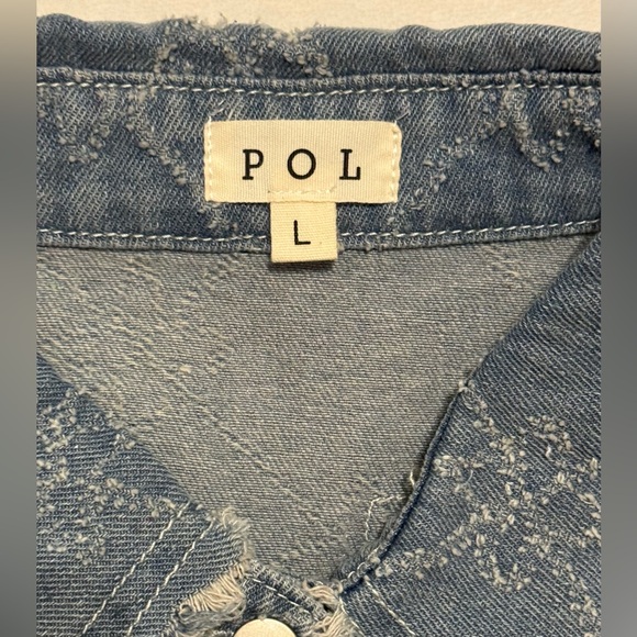 NEW POL Women’s Oversized Floral Patchwork Denim Jacket Shacket Size L - Picture 5 of 9